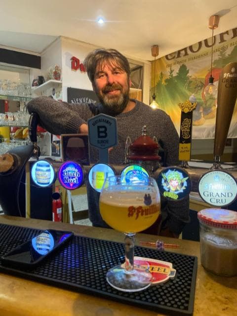 Seb, patron du Comptoir Belge